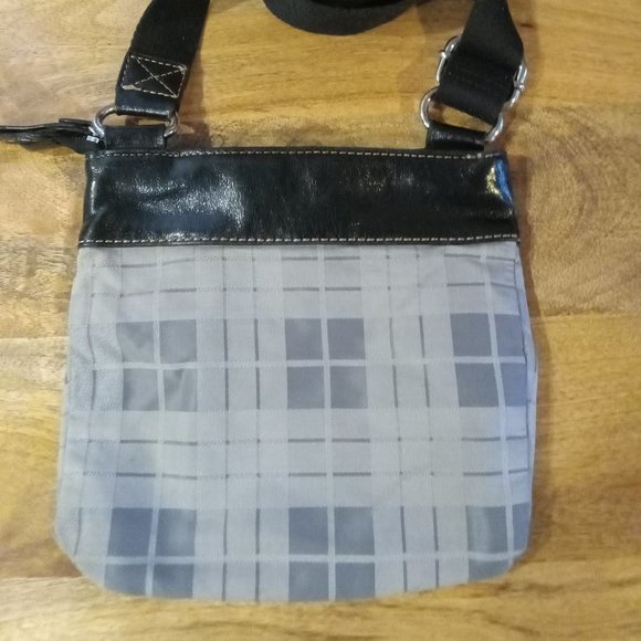 Tommy Hilfiger Crossbody bag - Picture 3 of 3